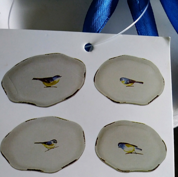 NWT-(4) Ceramic small plates - Picture 8 of 8